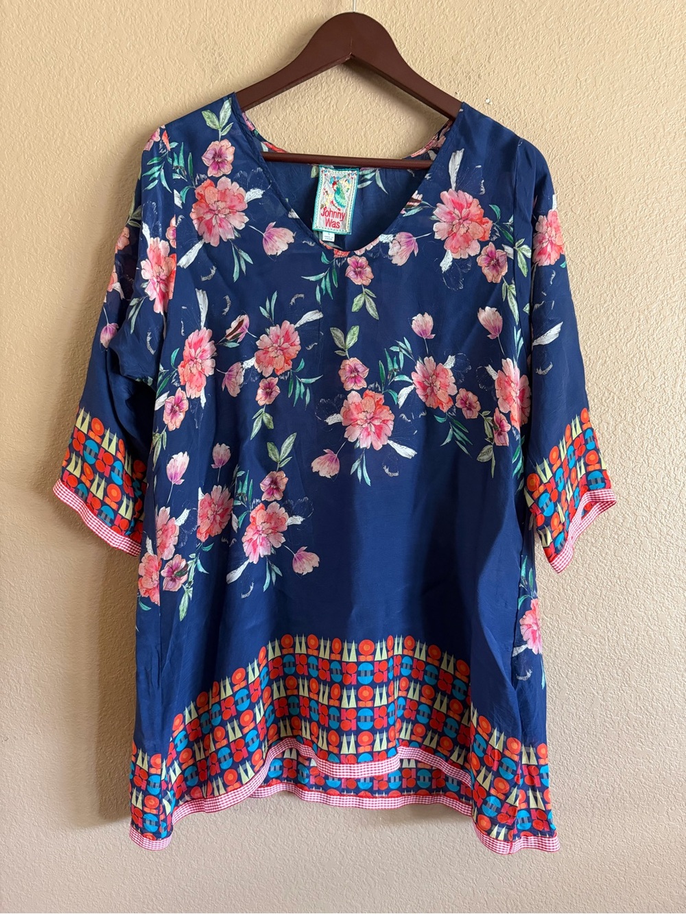 Johnny Was Navy Floral and Geometric V-Neck Tunic with Pink Blossoms Size Small